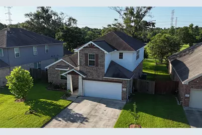 2506 Bay Hill Drive, Baytown, TX 77523 - Photo 2