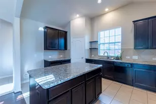 2506 Bay Hill Dr, Baytown, TX 77523 - Photo 10