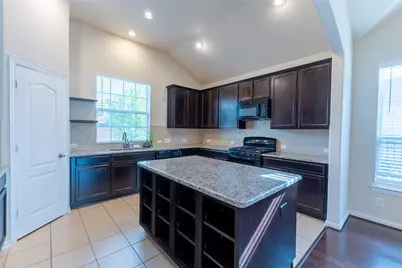 2506 Bay Hill Drive, Baytown, TX 77523 - Photo 8