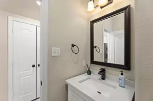 4507 Hickory Branch Ln, Sugar Land, TX 77479 - Photo 8