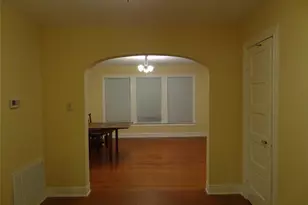 633 Harvard St, Houston, TX 77007 - Photo 2
