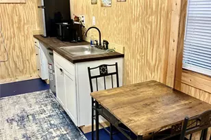 212 Wildwood Dr, Burkeville, TX 75932 - Photo 4