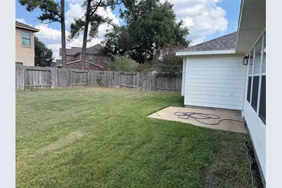 11922 Lois Lane Drive, Pinehurst, TX 77362 - Photo 22