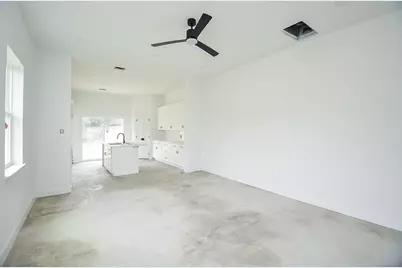 8110 Carver Road, Houston, TX 77088 - Photo 10