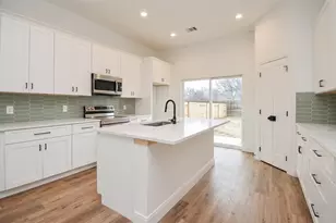 8110 Carver Rd, Houston, TX 77088 - Photo 2