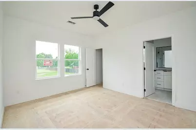 8110 Carver Road, Houston, TX 77088 - Photo 16