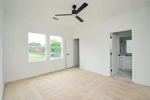 8110 Carver Rd, Houston, TX 77088 - Photo 16