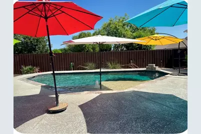 415 Oak Crest, Clifton, TX 76634 - Photo 6