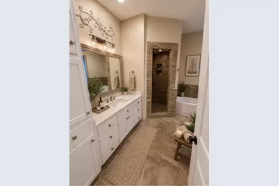 415 Oak Crest, Clifton, TX 76634 - Photo 22