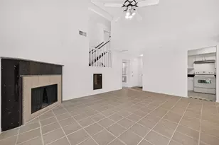 12327 Crest Lake Dr, Houston, TX 77072 - Photo 8