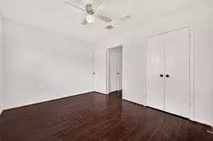 12327 Crest Lake Dr, Houston, TX 77072 - Photo 24