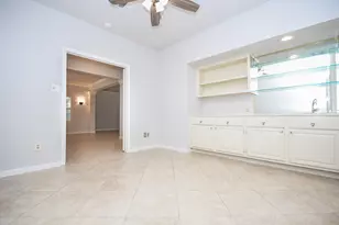 4402 Jamaica Dr, Sugar Land, TX 77479 - Photo 12