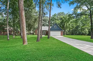 7318 Ramblewood Dr, Magnolia, TX 77354 - Photo 2