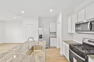 3014 La Latina Dr, Houston, TX 77047 - Photo 4