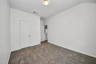 13935 Long Meadow Dr, Houston, TX 77047 - Photo 36