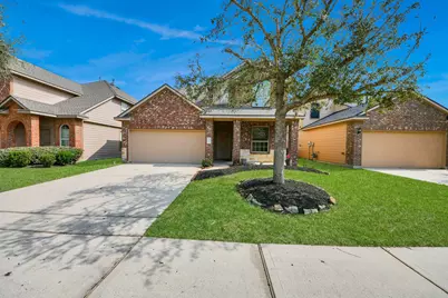 13935 Long Meadow Drive, Houston, TX 77047 - Photo 2