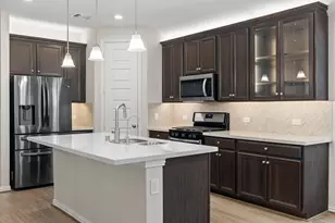 335 Honey Mesquite Path, Conroe, TX 77318 - Photo 4