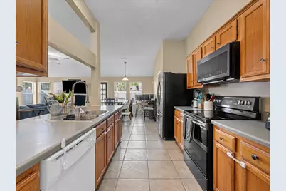 10302 Wayward Wind Lane, Houston, TX 77064 - Photo 12