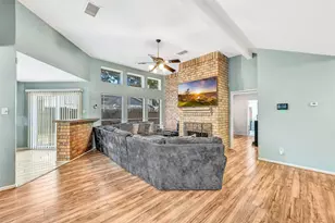 11107 Kirkpark Dr, Houston, TX 77089 - Photo 4