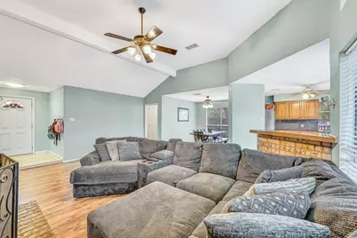 11107 Kirkpark Drive, Houston, TX 77089 - Photo 6