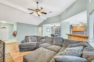 11107 Kirkpark Dr, Houston, TX 77089 - Photo 6