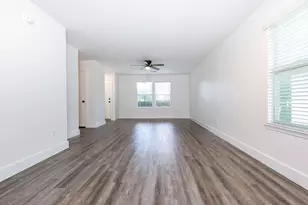 10225 Farrell Dr, Houston, TX 77070 - Photo 4
