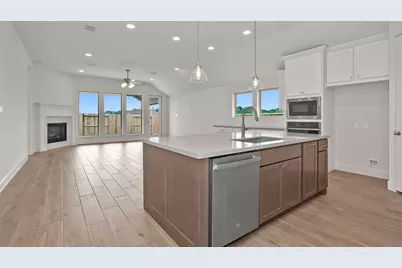 18406 Shaded Sylvan Path, Manvel, TX 77578 - Photo 6
