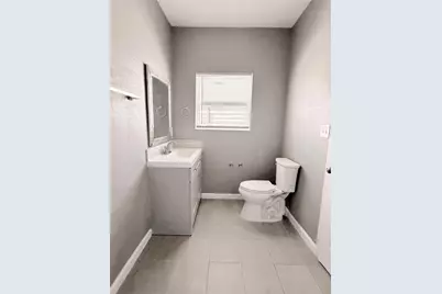 6 Burr Street #1/2, Houston, TX 77011 - Photo 12