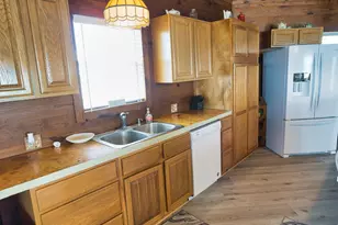 2258 County Rd 230, Sargent, TX 77414 - Photo 16