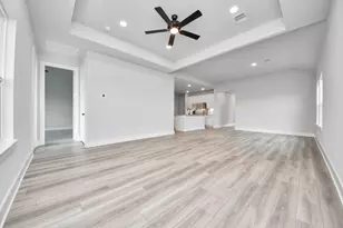 2501 Dana Pt Dr, Katy, TX 77493 - Photo 18