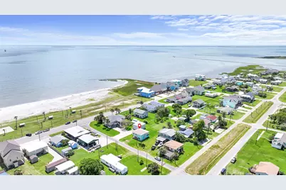 106 E Madison Avenue, Port O Connor, TX 77982 - Photo 34