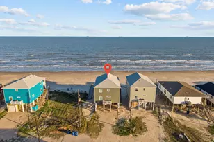 103 W Palm St, Surfside Beach, TX 77541 - Photo 4