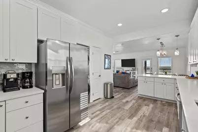 103 W Palm Street, Surfside Beach, TX 77541 - Photo 24