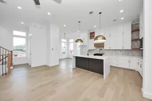 929 Fisher St, Houston, TX 77018 - Photo 10