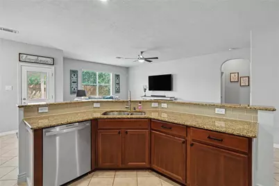 2886 Milano Lane, League City, TX 77573 - Photo 14
