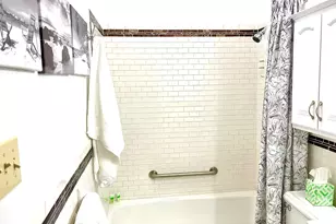 728 Sealy St, Galveston, TX 77550 - Photo 10