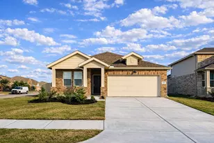 8438 Bay Rdg Cir, Baytown, TX 77523 - Photo 2