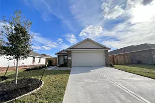 14510 Woodcott Warren Wy, Fresno, TX 77583 - Photo 1