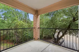 8051 Bay Branch Dr, The Woodlands, TX 77382 - Photo 10