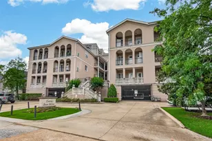 58 Briar Hollow Ln, Houston, TX 77027 - Photo 2
