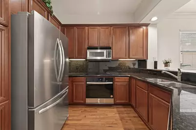 58 Briar Hollow Lane #204, Houston, TX 77027 - Photo 14