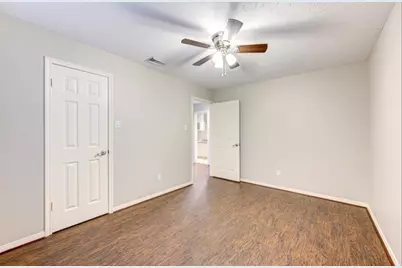 3838 Fawn Creek Drive, Houston, TX 77339 - Photo 18