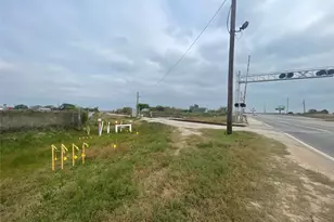 0 Hwy 6, Hitchcock, TX 77563 - Photo 4