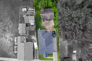 827 Booth St, Houston, TX 77009 - Photo 2
