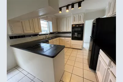 827 Booth Street, Houston, TX 77009 - Photo 6