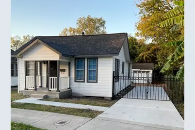 827 Booth Street, Houston, TX 77009 - Photo 1