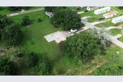 210 5th Street, Hempstead, TX 77445 - Photo 16