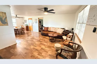 332 Henson Street, El Campo, TX 77437 - Photo 4