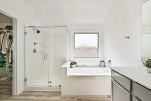 9606 Sterling Arbor Dr, Baytown, TX 77521 - Photo 10