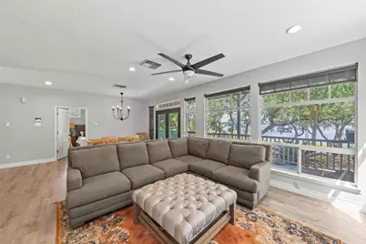 854 Lakebreeze Drive, Canyon Lake, TX 78133 - Photo 4